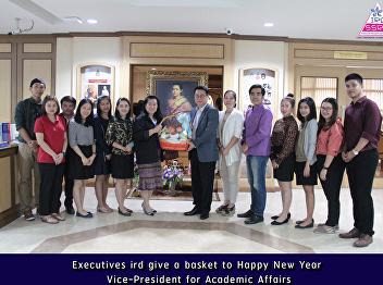 Executives ird give a basket to Happy
New Year Vice-President for Academic
Affairs